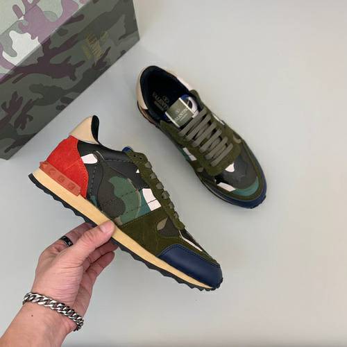 Picture of Valentino Shoes Men _SKUfw119180089fw